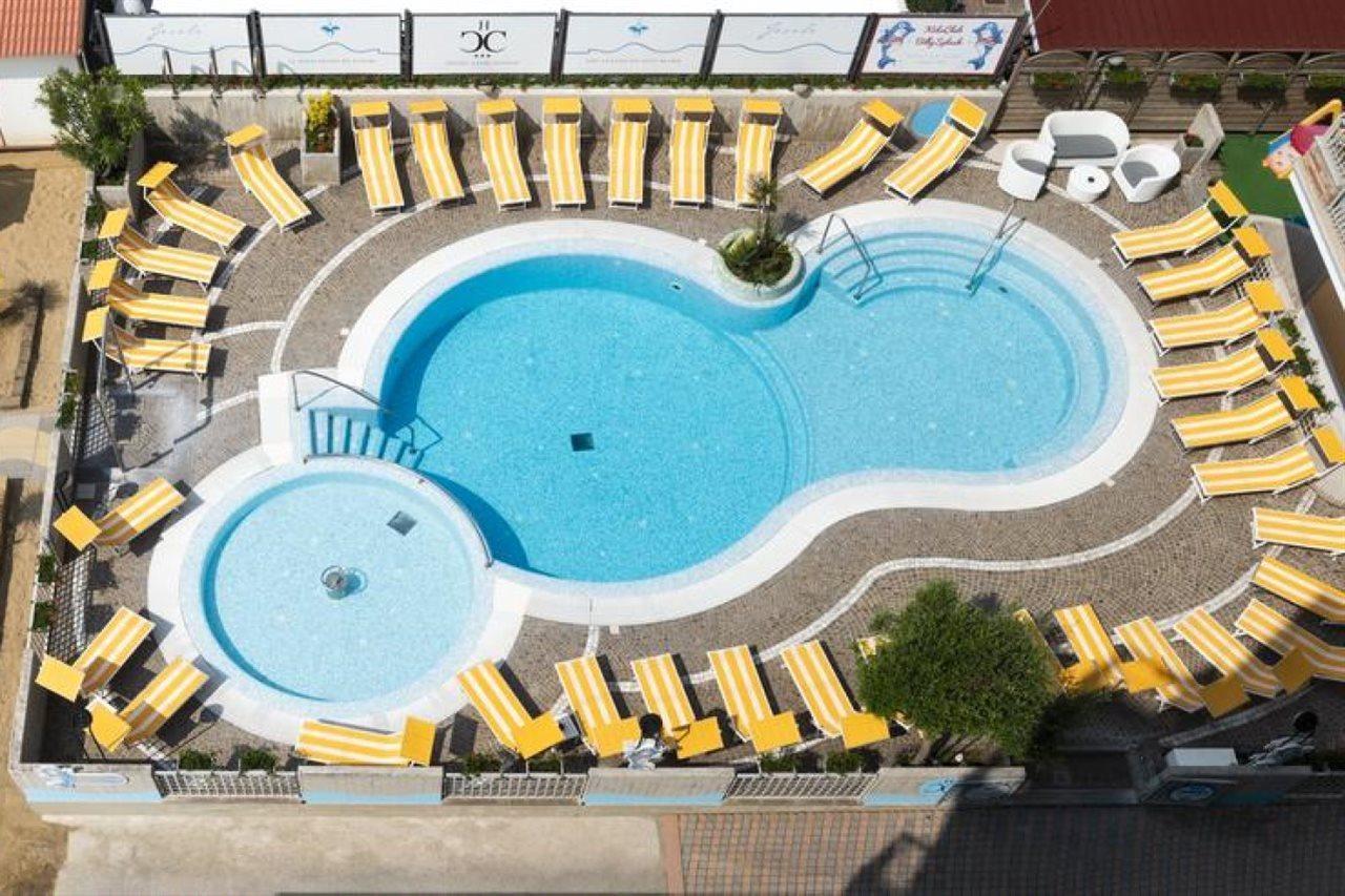 Hotel Capri 3 Stelle Superior ليدو دي يسولو المظهر الخارجي الصورة