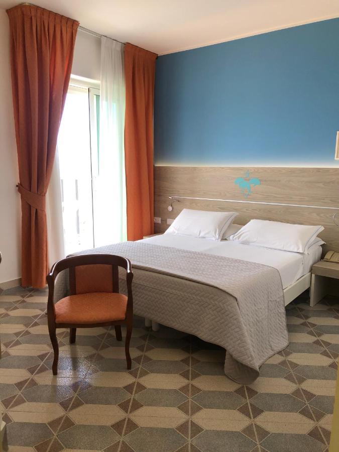 Hotel Capri 3 Stelle Superior ليدو دي يسولو المظهر الخارجي الصورة